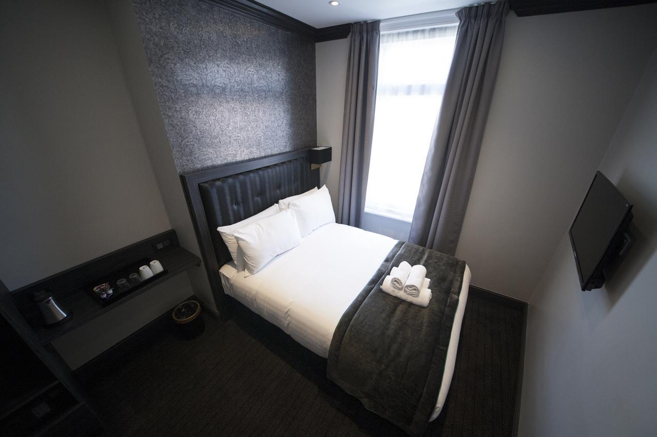เดอะ ดยุค รูมส์ ลอนดอน Bed & Breakfast ภายนอก รูปภาพ